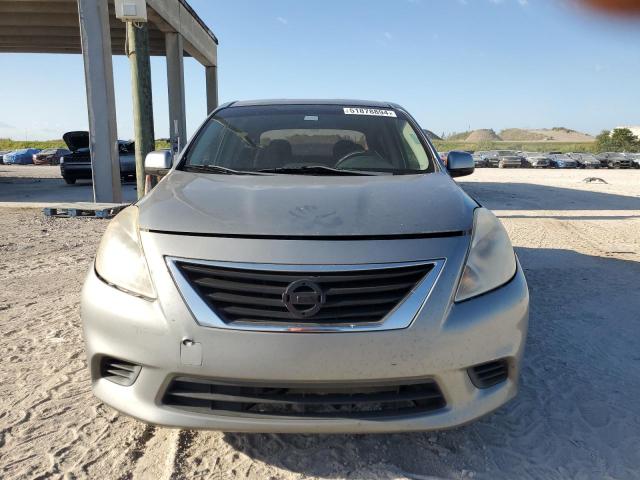 3N1CN7AP8EK455717 - 2014 NISSAN VERSA S SILVER photo 5