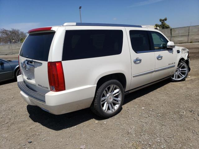 1GYS4KEF4DR230884 - 2013 CADILLAC ESCALADE ESV PLATINUM თეთრი ფოტო 3