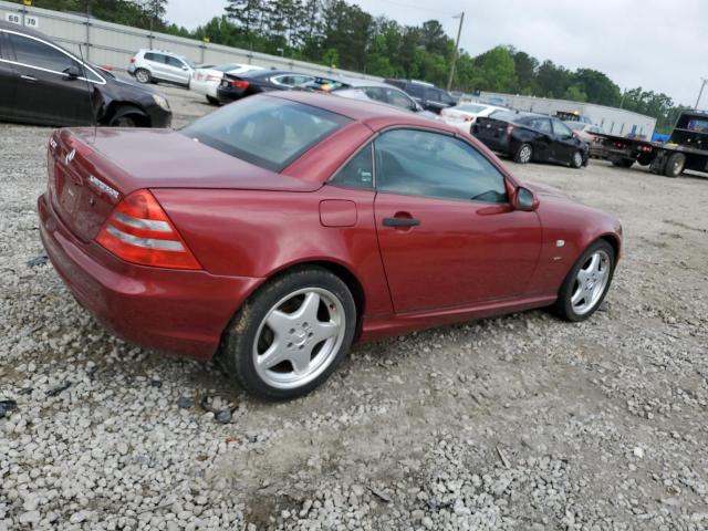 WDBKK47F7YF159786 - 2000 MERCEDES-BENZ SLK 230 KOMPRESSOR RED photo 3