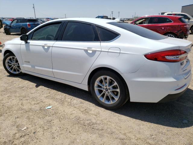 3FA6P0LU8KR198341 - 2019 FORD FUSION SE WHITE photo 2