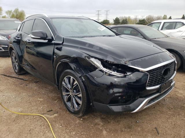 SJKCH5CR2HA029645 - 2017 INFINITI QX30 BASE Schwarz Foto 4