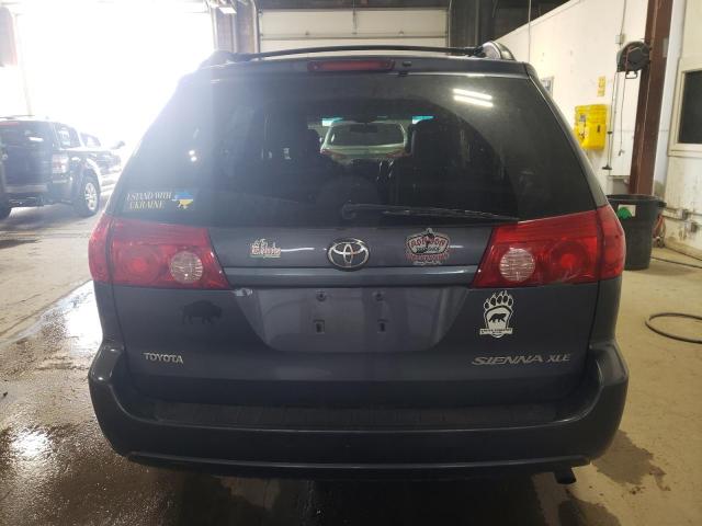 5TDZA22C76S585821 - 2006 TOYOTA SIENNA XLE BLUE photo 6