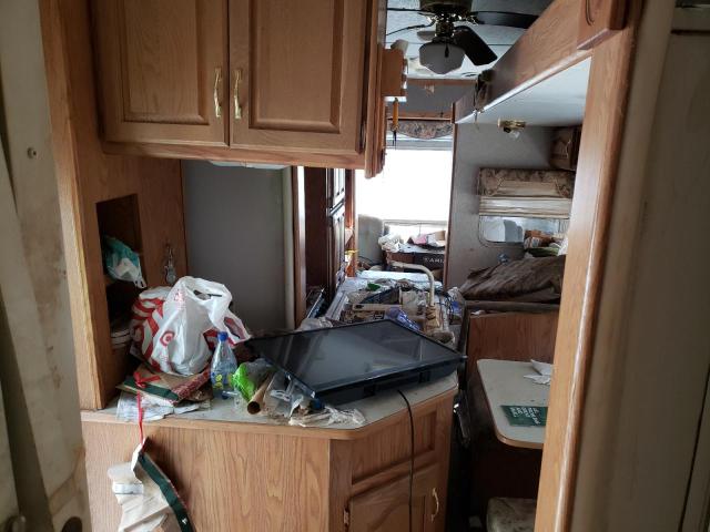 4YDF2822019260457 - 2001 KEYSTONE SPRINTER WHITE photo 6