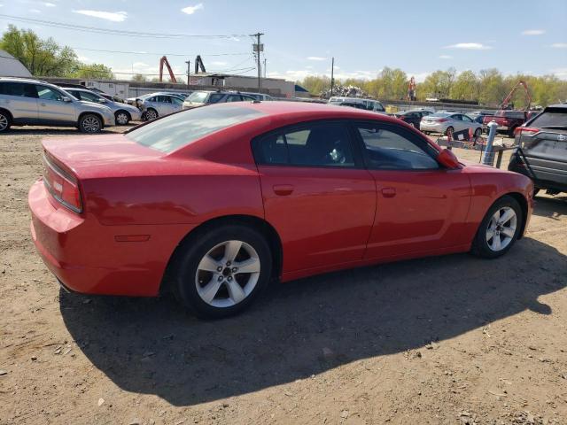 2C3CDXBG4DH539912 - 2013 DODGE CHARGER SE RED photo 3