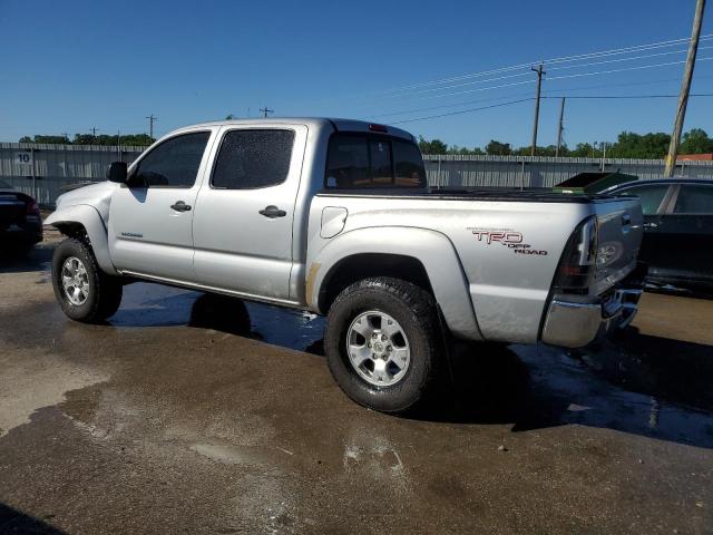 3TMJU62N57M042028 - 2007 TOYOTA TACOMA DOUBLE CAB PRERUNNER SILVER photo 2