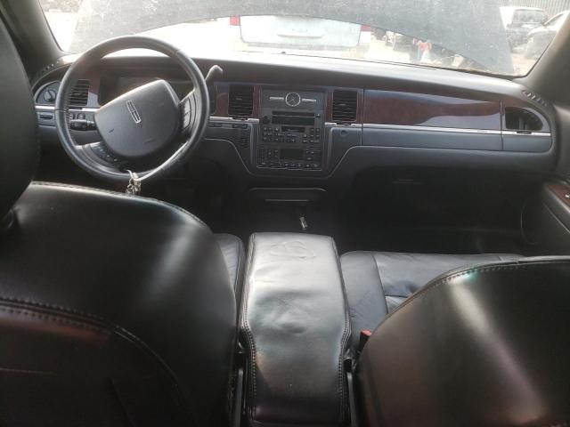 2LNHM84W08X663310 - 2008 LINCOLN TOWN CAR EXECUTIVE L BLACK photo 8