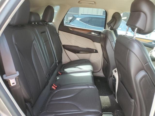 5LMTJ2DH4HUL12650 - 2017 LINCOLN MKC SELECT Արծաթագույն լուսանկար 11