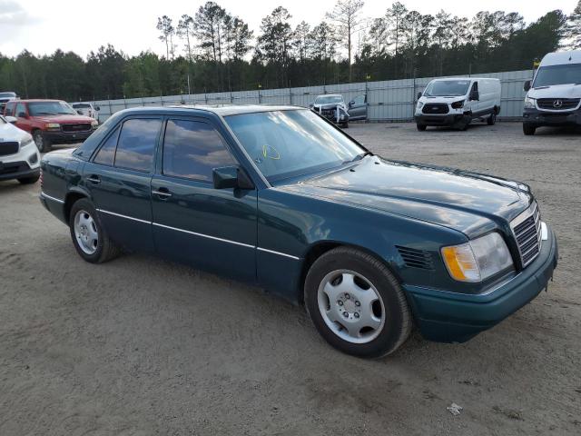 WDBEA32E0SC258189 - 1995 MERCEDES-BENZ E 320 BASE GREEN photo 4