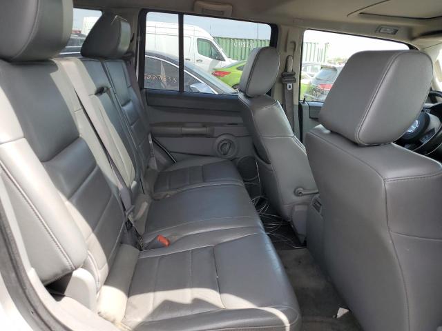 1J8HG48K66C307913 - 2006 JEEP COMMANDER 银色 照片 10