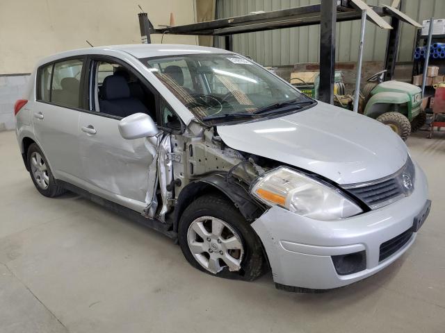 3N1BC13E69L416733 - 2009 NISSAN VERSA S SILVER photo 4