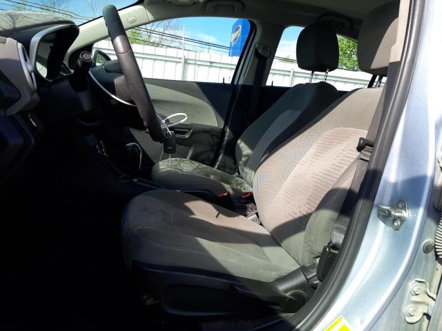 1G1JB5SH3H4161079 - 2017 CHEVROLET SONIC LS SILVER photo 7