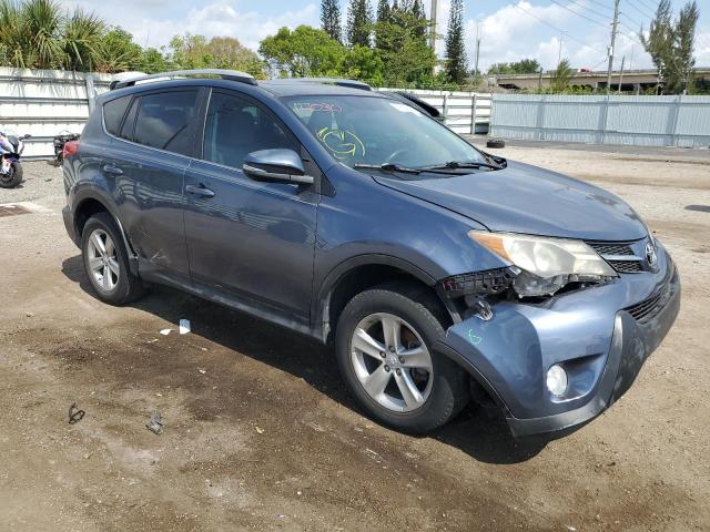 2T3WFREV0EW097060 - 2014 TOYOTA RAV4 XLE BLUE photo 4