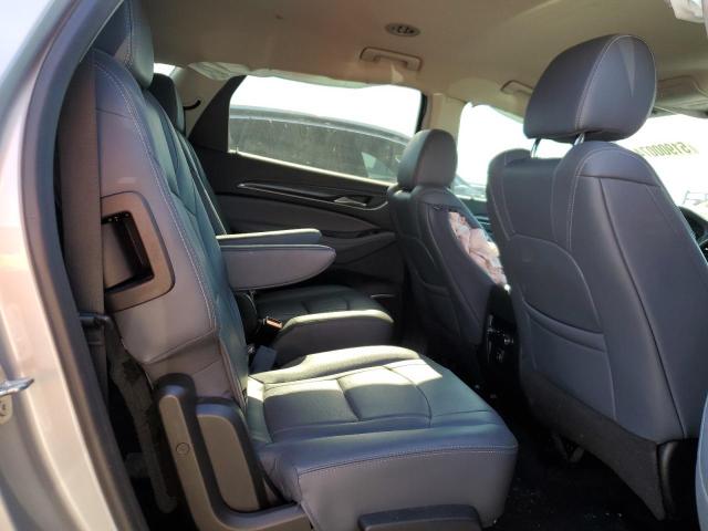 5GAERBKW9LJ298220 - 2020 BUICK ENCLAVE ESSENCE SILVER photo 11