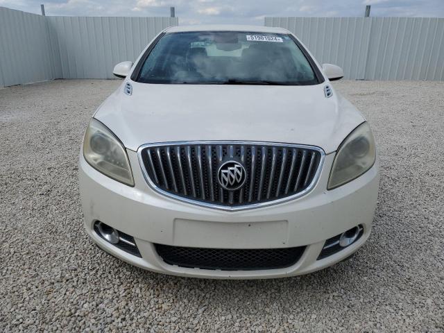 1G4PP5SK2D4198175 - 2013 BUICK VERANO WHITE photo 5