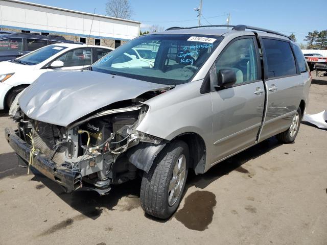 2010 TOYOTA SIENNA CE, 