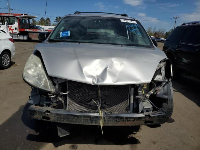 5TDKK4CC5AS323927 - 2010 TOYOTA SIENNA CE SILVER photo 5