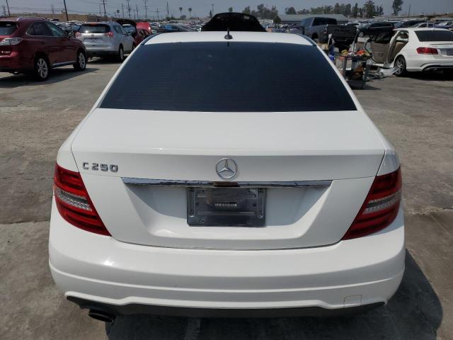 WDDGF4HB9DR296377 - 2013 MERCEDES-BENZ C 250 WHITE photo 6