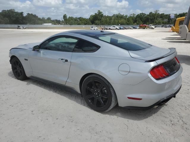 1FA6P8CF4J5162292 - 2018 FORD MUSTANG GT SILVER photo 2