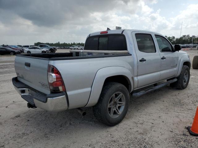 5TFJU4GN7CX028732 - 2012 TOYOTA TACOMA DOUBLE CAB PRERUNNER SILVER photo 3