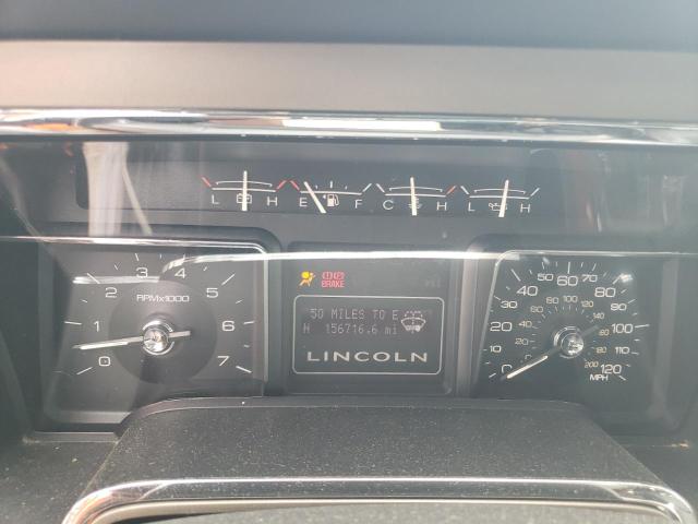 5LMJJ2H52BEJ01682 - 2011 LINCOLN NAVIGATOR შავი ფოტო 9