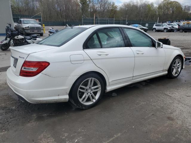 WDDGF8AB4DG135111 - 2013 MERCEDES-BENZ C 300 4MATIC WHITE photo 3