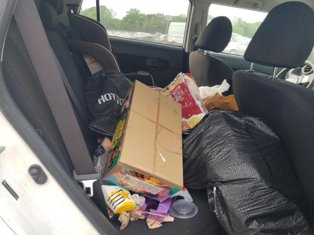 JTLKE50E481023004 - 2008 TOYOTA SCION XB 白色 照片 11