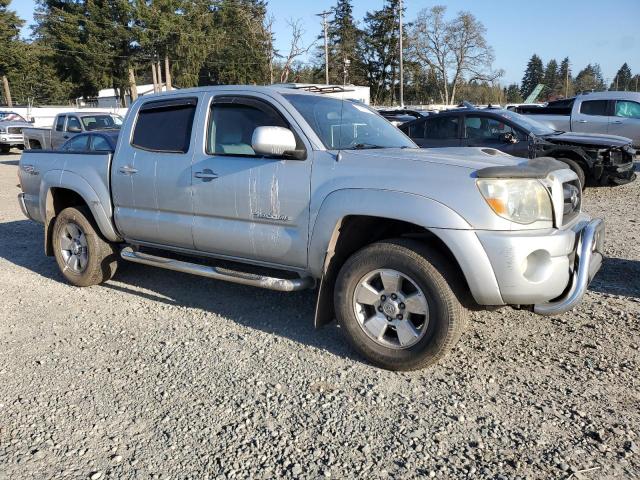 3TMJU62N97M032974 - 2007 TOYOTA TACOMA DOUBLE CAB PRERUNNER SILVER photo 4