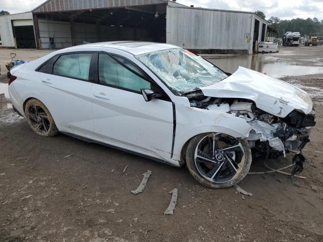 KMHLR4AF7PU423489 - 2023 HYUNDAI ELANTRA N LINE WHITE photo 4