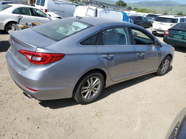 5NPE24AF0HH494093 - 2017 HYUNDAI SONATA SE SILVER photo 3