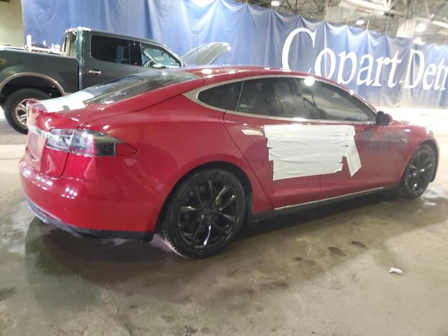 5YJSA1CNXDFP09352 - 2013 TESLA MODEL S RED photo 3
