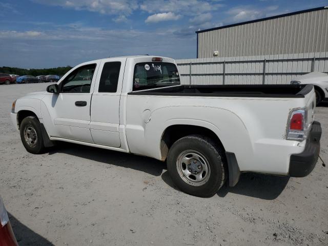 1Z7HC22K67S243271 - 2007 MITSUBISHI RAIDER LS WHITE photo 2