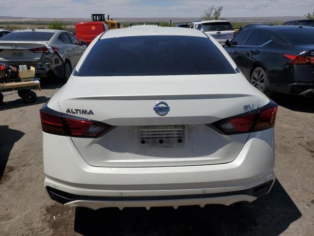 1N4BL4DV7KC120382 - 2019 NISSAN ALTIMA SV WHITE photo 6