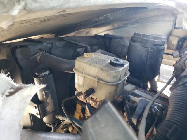 1GDL7H1C4YJ527539 - 2000 GMC C-SERIES C7H042 白色 照片 11