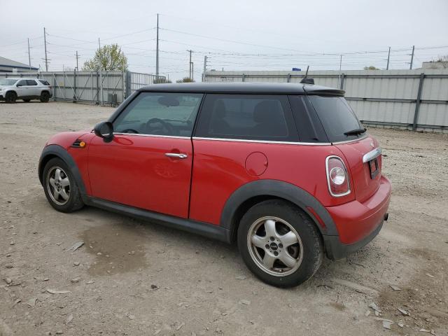 WMWSU3C57BT091692 - 2011 MINI COOPER RED photo 2