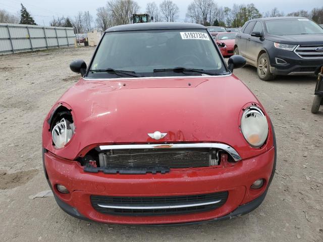 WMWSU3C57BT091692 - 2011 MINI COOPER RED photo 5