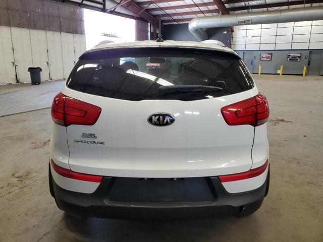 KNDPBCAC7F7760168 - 2015 KIA SPORTAGE LX WHITE photo 6