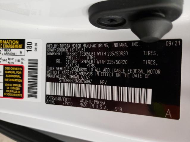 5TDDRKEC9NS076097 - 2022 TOYOTA SIENNA XSE WHITE photo 13