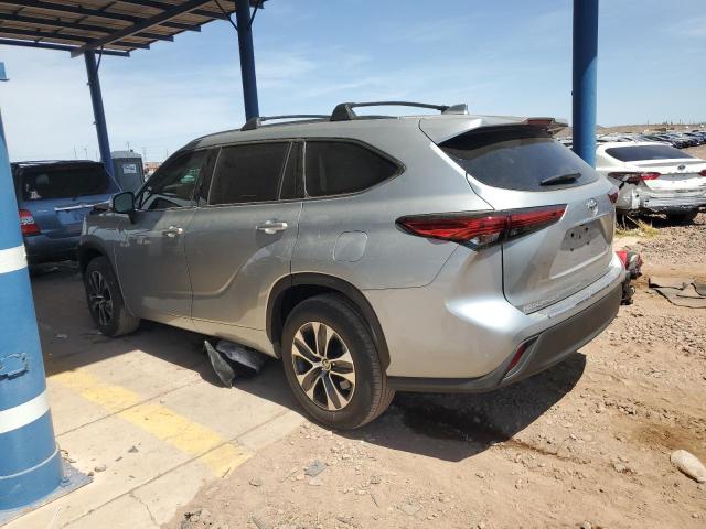 5TDHZRAH7MS061754 - 2021 TOYOTA HIGHLANDER XLE 银色 照片 2