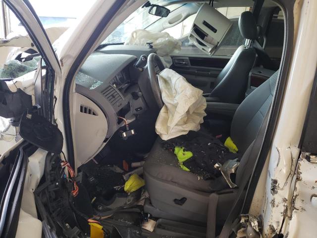 2A4RR5DX4AR125649 - 2010 CHRYSLER TOWN & COU TOURING 白色 照片 7