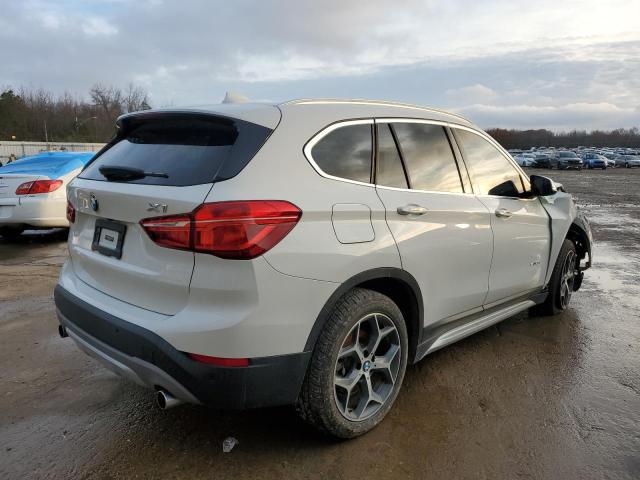 WBXHU7C34H5H32822 - 2017 BMW X1 SDRIVE28I WHITE photo 4