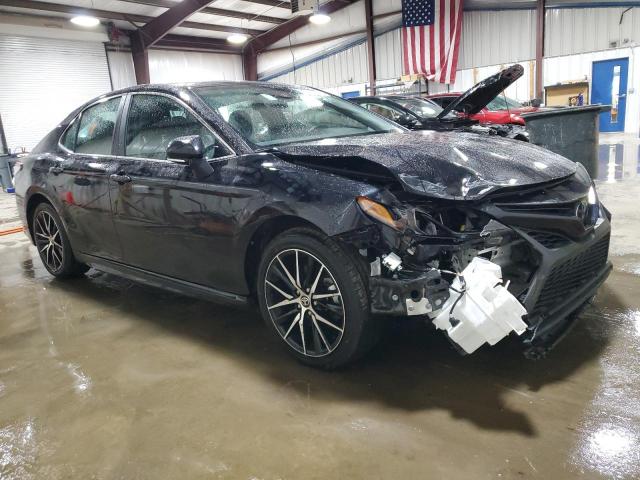 4T1G11AK5RU901268 - 2024 TOYOTA CAMRY SE NIGHT SHADE BLACK photo 4