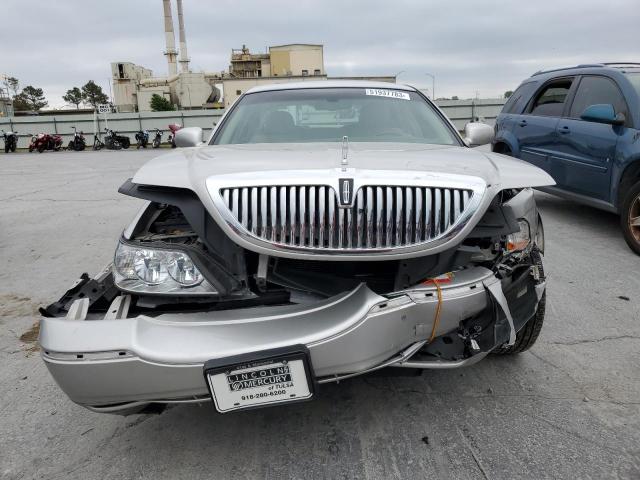 1LNHM82W47Y633860 - 2007 LINCOLN TOWN CAR SIGNATURE LIMITED SILVER photo 5