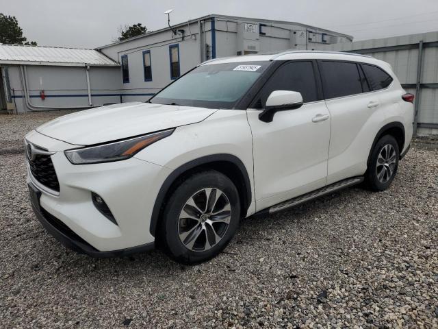 5TDGZRAH7MS044125 - 2021 TOYOTA HIGHLANDER XLE WHITE photo 1