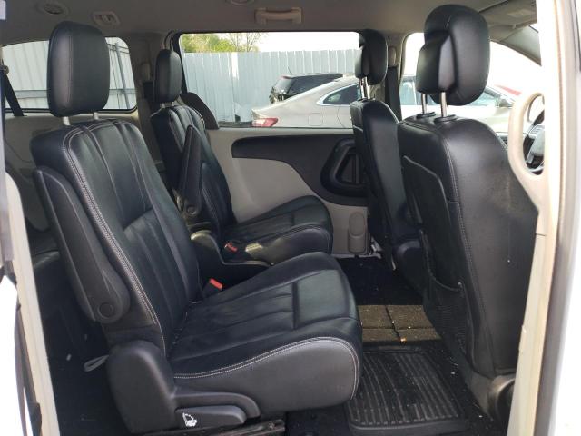 2C4RC1BG7FR715032 - 2015 CHRYSLER TOWN & COU TOURING 白色 照片 11