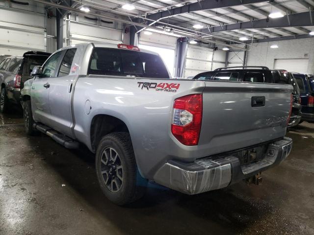 5TFUW5F18GX569242 - 2016 TOYOTA TUNDRA DOUBLE CAB SR/SR5 SILVER photo 3