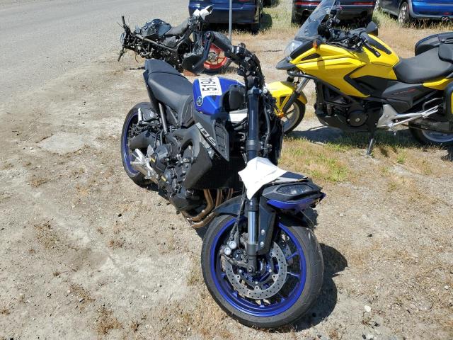 JYARN53Y7KA001498 - 2019 YAMAHA MT09 C BLUE photo 1