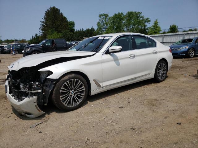 WBAJE7C51JWD49477 - 2018 BMW 540 XI WHITE photo 1