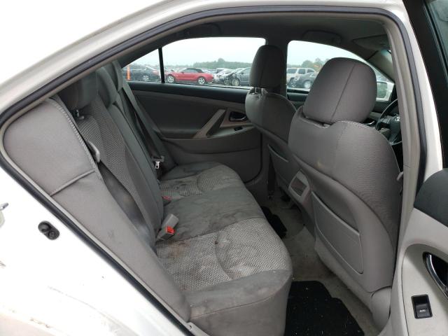 4T1BF3EK4BU747613 - 2011 TOYOTA CAMRY BASE WHITE photo 10