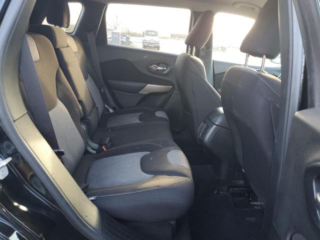 1C4PJLCB8JD560885 - 2018 JEEP CHEROKEE LATITUDE 黑色 照片 11