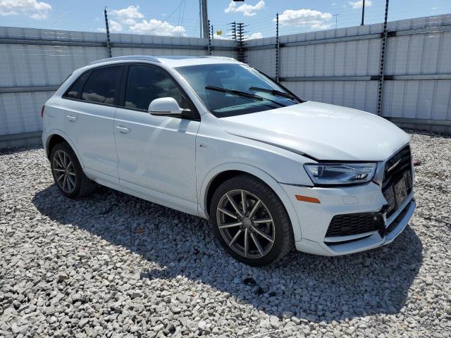 WA1BCCFS7JR024510 - 2018 AUDI Q3 PREMIUM WHITE photo 4